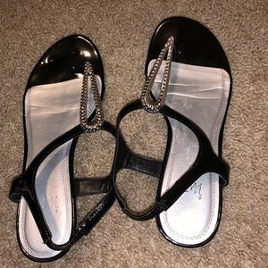 I am selling some black dress shoes